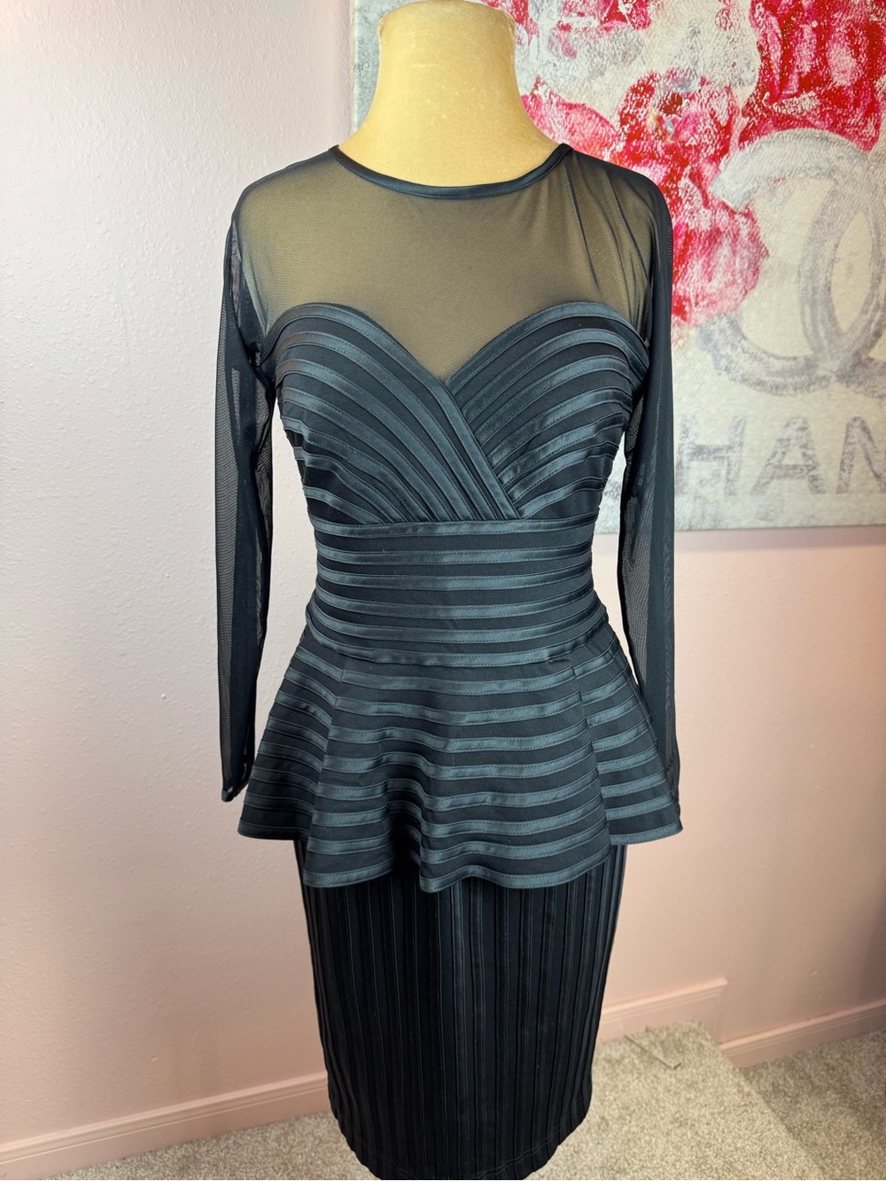 Tadashi Shoji Vintage Black Illusion Mesh Sweetheart Peplum Cocktail Dress USA S